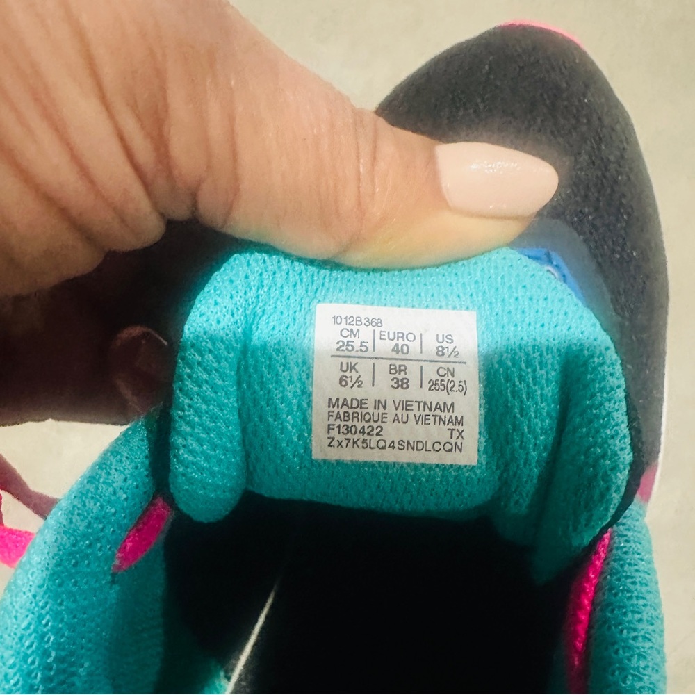 ASICS Women's Black and Pink Athletic Shoes - Picture 5 of 5